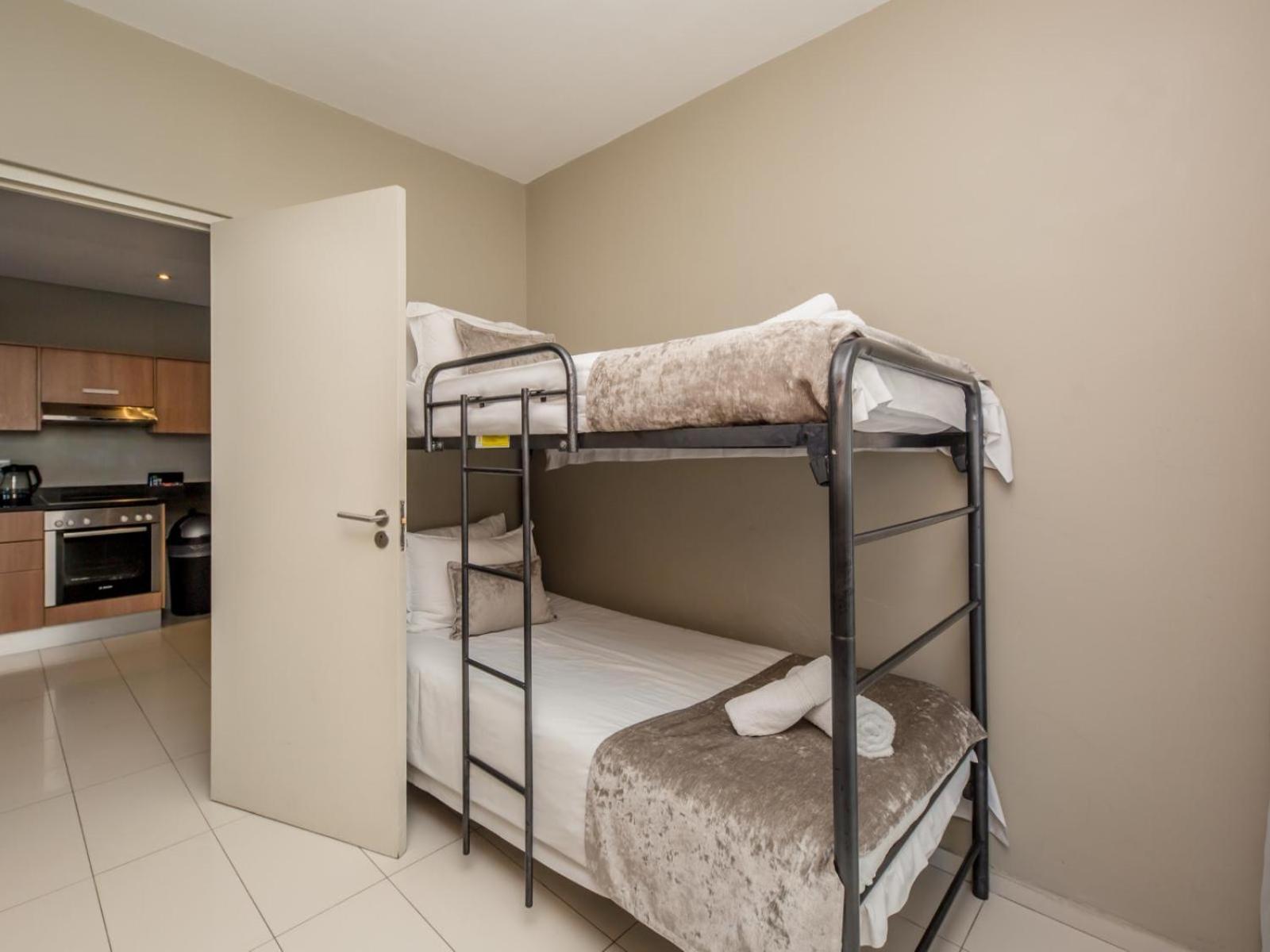 Infinity Self Catering Apartments Bloubergstrand Quarto foto