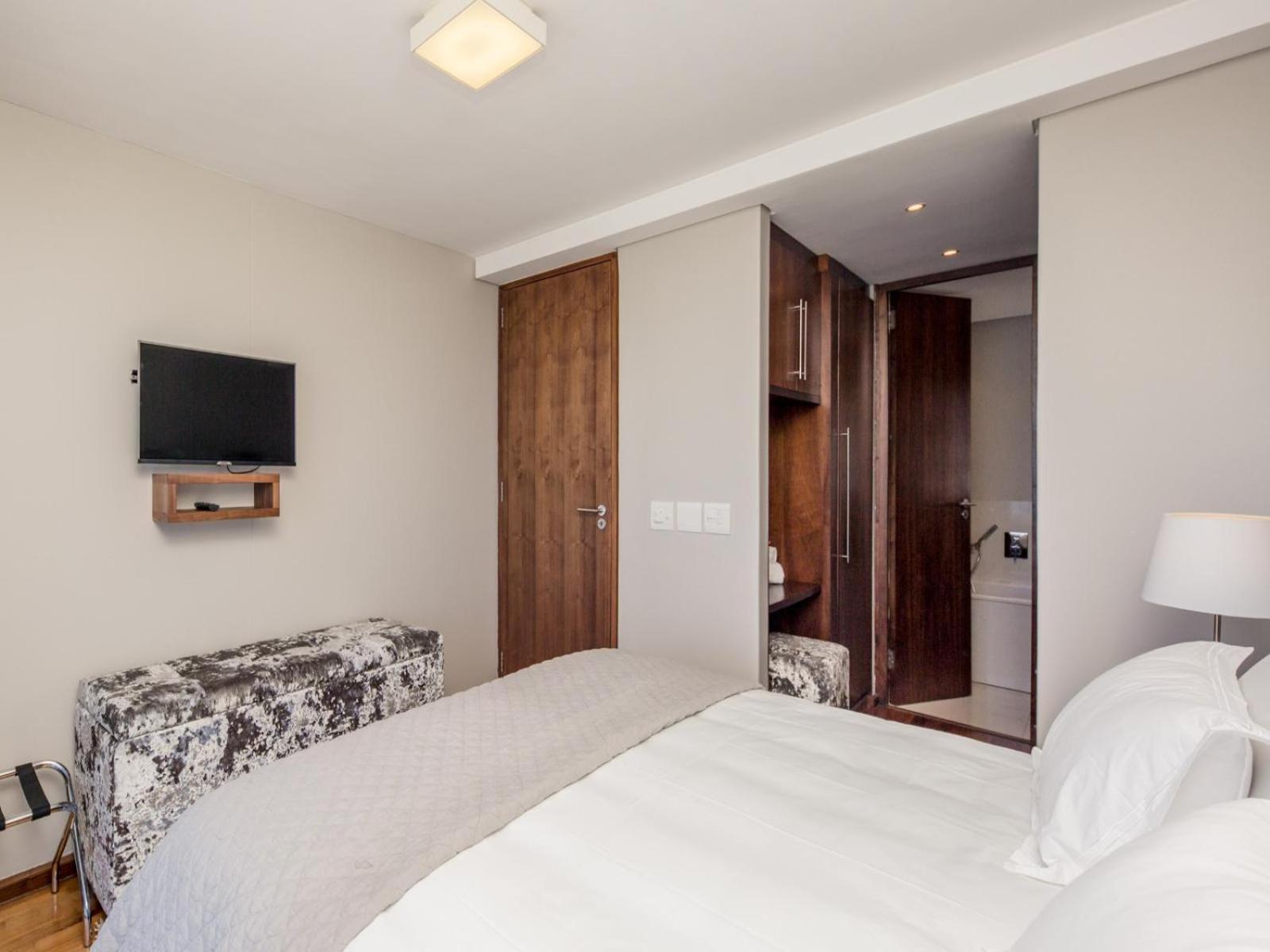 Infinity Self Catering Apartments Bloubergstrand Quarto foto